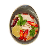 Tom Yum su su vištų krūtinėlėmis ir Shimeji grybais