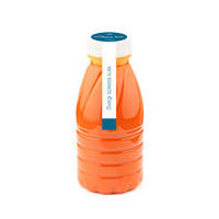 Fresh carrot juice